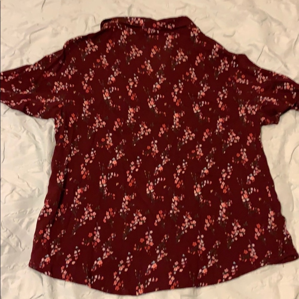 Crop button down - Picture 3 of 3